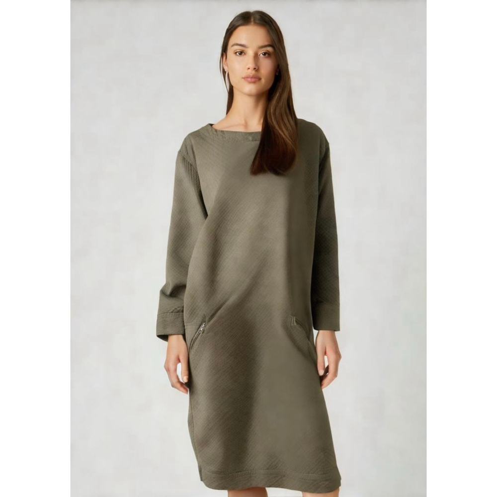 Gap Dress Size Large Olive Quilted Pattern Round‎ Neck Wide Cuffs Casual Relaxed